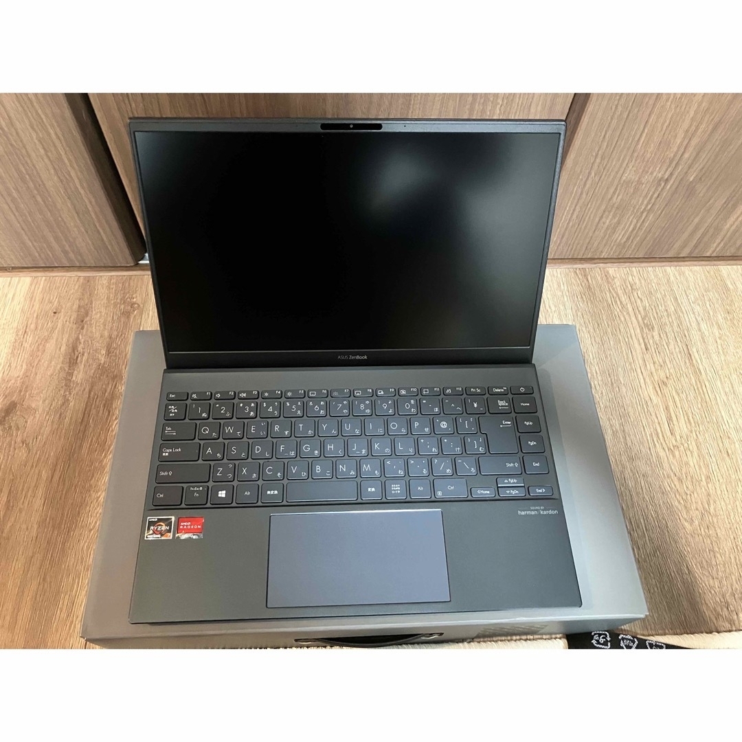 ノートパソコン　ZenBook 14 UM425IA 美品　完品