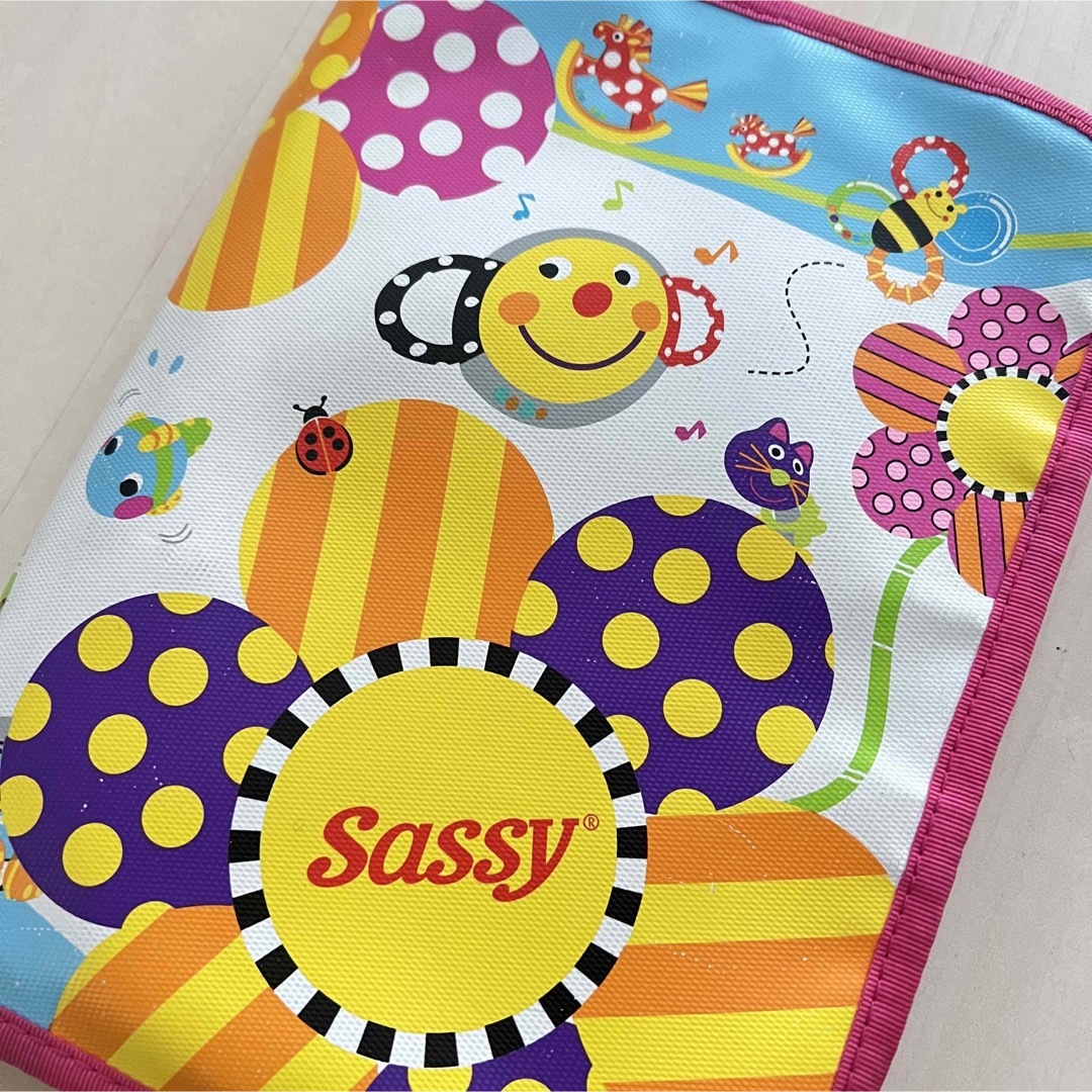 Sassy(サッシー)のsassy*母子手帳ケース キッズ/ベビー/マタニティのマタニティ(母子手帳ケース)の商品写真