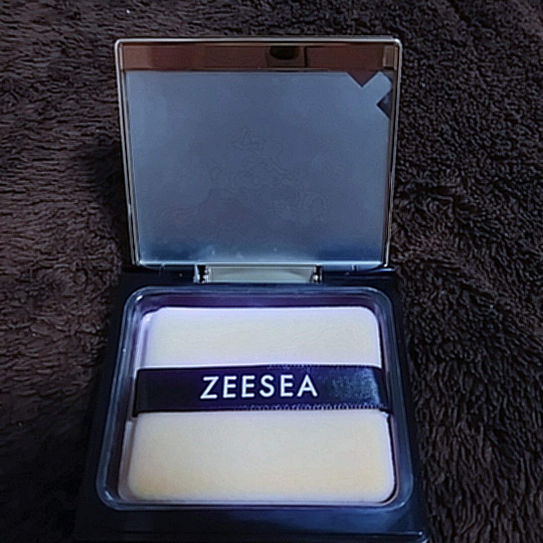 ZEESEA(ズーシー)の最終値下げ！ZEESEA×The British Museum コスメ/美容のベースメイク/化粧品(フェイスパウダー)の商品写真