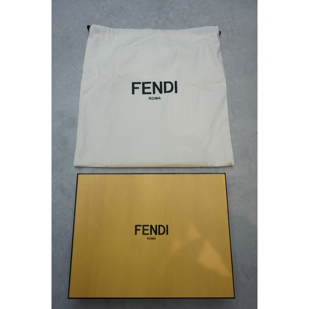 正規 新品 FENDI クラッチバッグ ドキュメントケース 912N▲