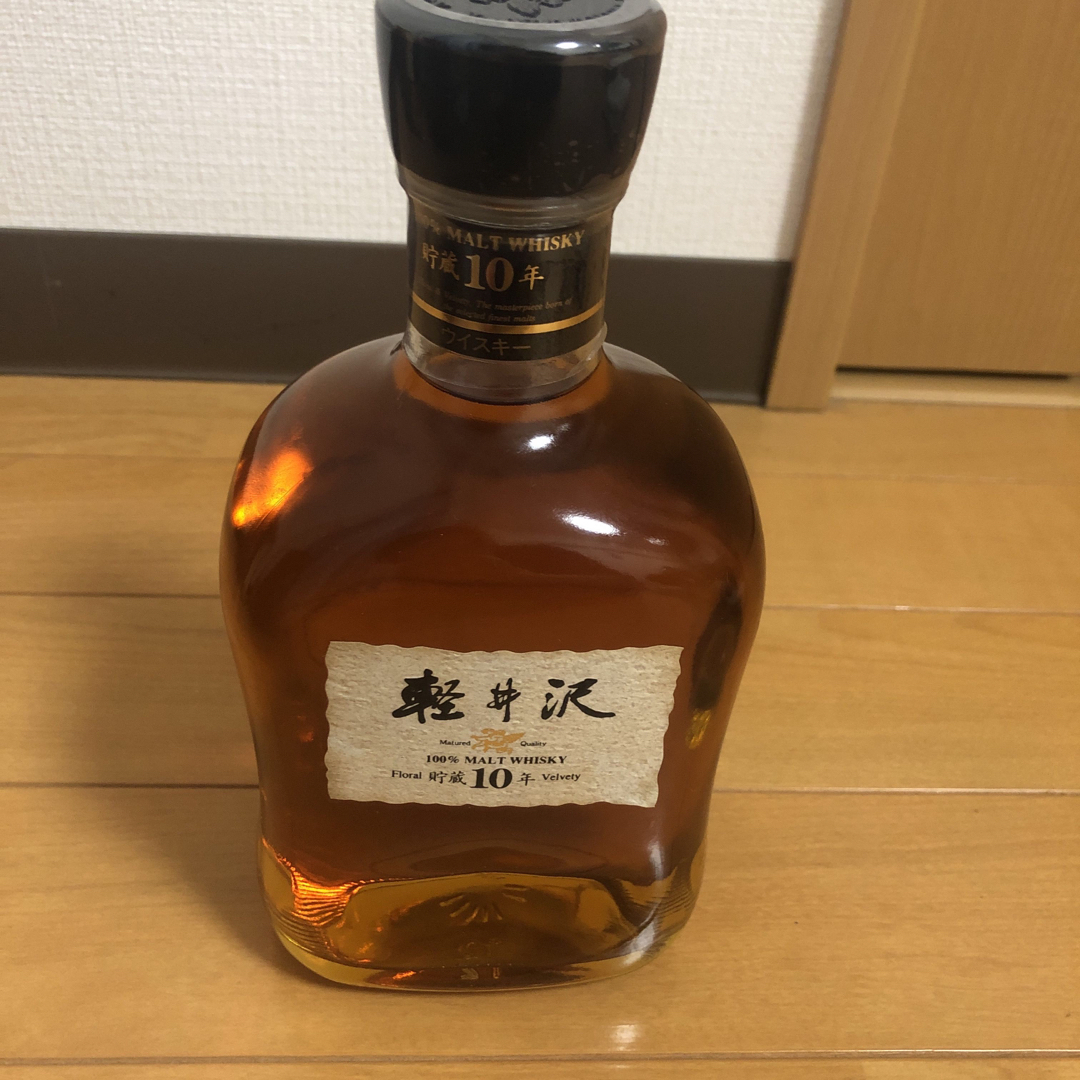 軽井沢　貯蔵10年　100%モルトウイスキー