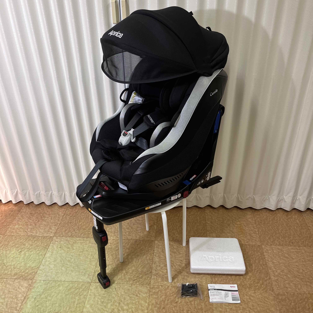 Aprica(アップリカ)のクリーニング済　☆美品☆　アップリカ　クルリラ　ISOFIX　回転式　ブラック キッズ/ベビー/マタニティの外出/移動用品(自動車用チャイルドシート本体)の商品写真