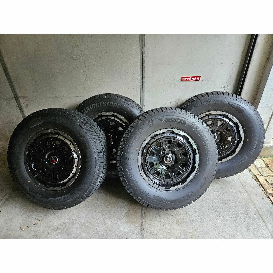 BRIDGESTONE スタッドレスタイヤ ブリザックDM-V3 265/70R17の通販 by ころすけ's shop｜ブリヂストンならラクマ