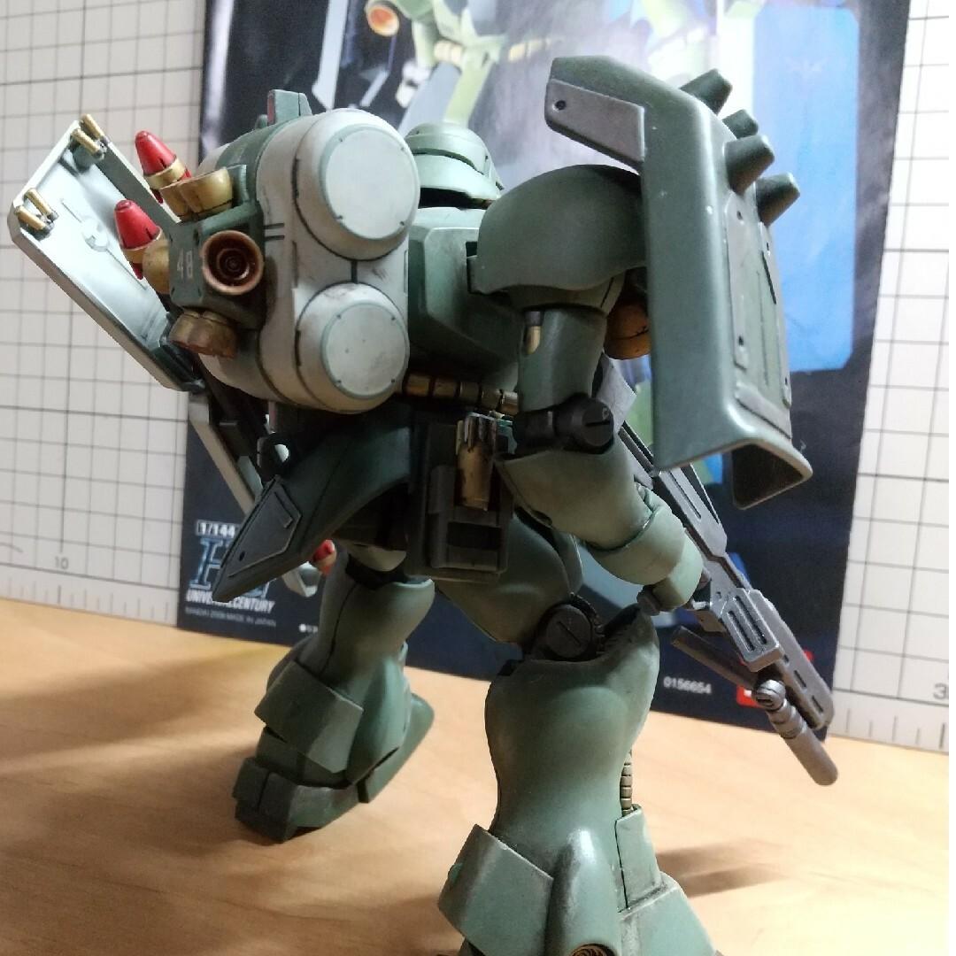 HGギラドーガ2体　バンダイ　ガンプラ　ガンダム