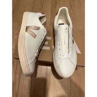 ヴェジャ(VEJA)の新品 43サイズ veja ヴェジャ ESPLAR レザー スニーカー　28cm(スニーカー)