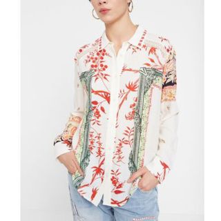 デシグアル(DESIGUAL)の新品✨タグ付き♪定価15,900円　デシグアル  ブラウス　大特価‼️(シャツ/ブラウス(長袖/七分))