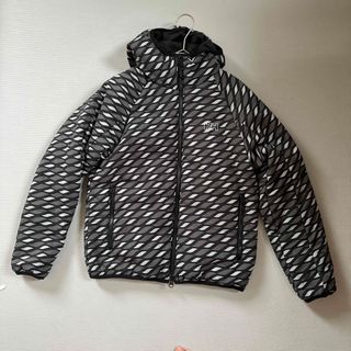 ヘリーハンセン(HELLY HANSEN)の美品　ユニセックス　キッズにも　ヘリーハンセン　フード付き　中綿ジャケット(ジャケット/上着)