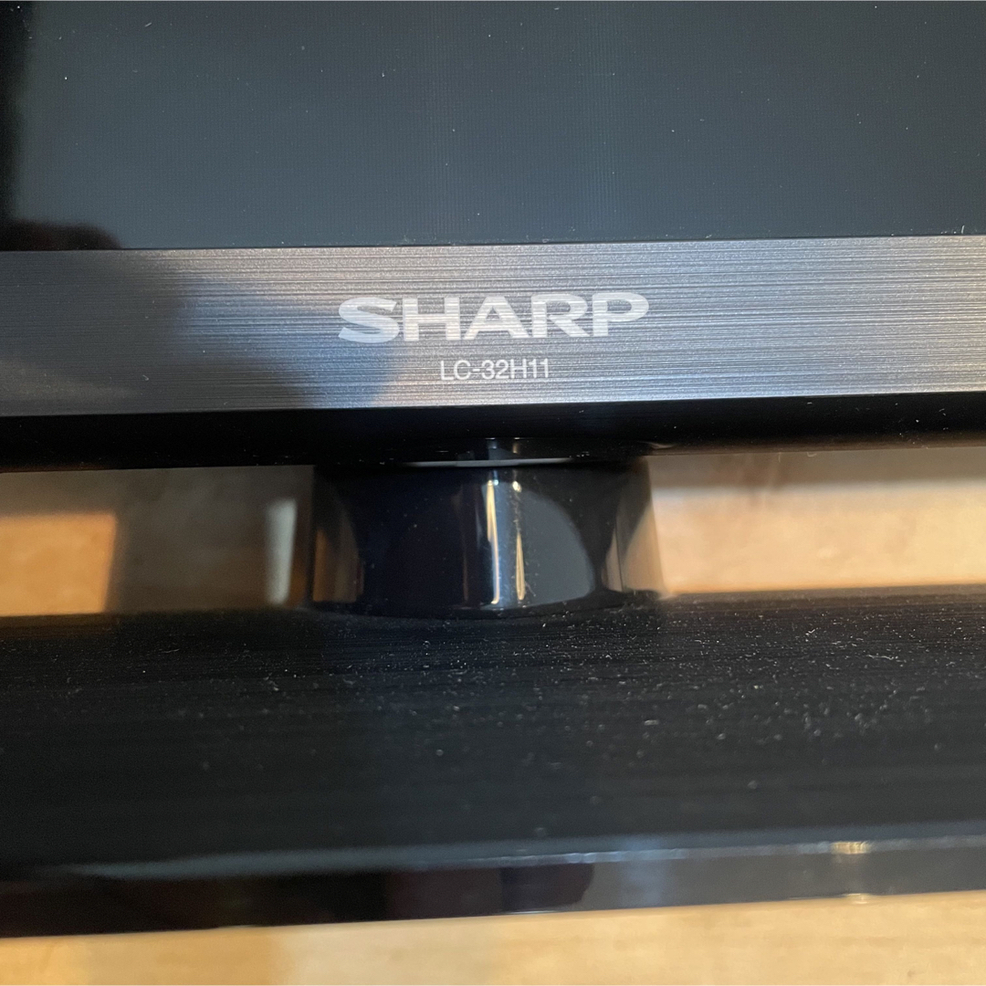 SHARP アクオス　液晶テレビ　32インチ　LC-32H11