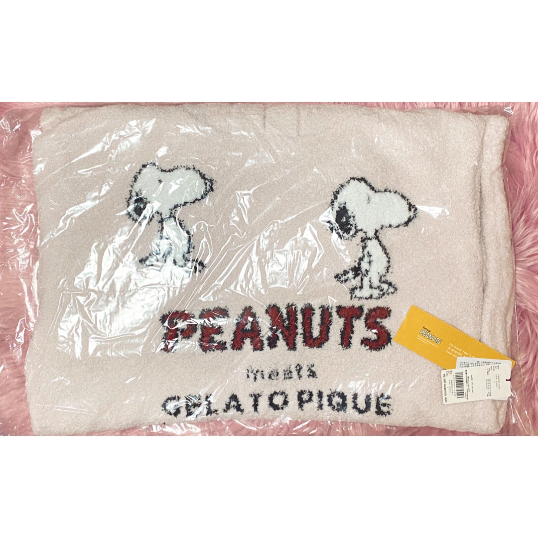 新品未使用　ジェラートピケ　スヌーピーpeanuts総柄ワンピース