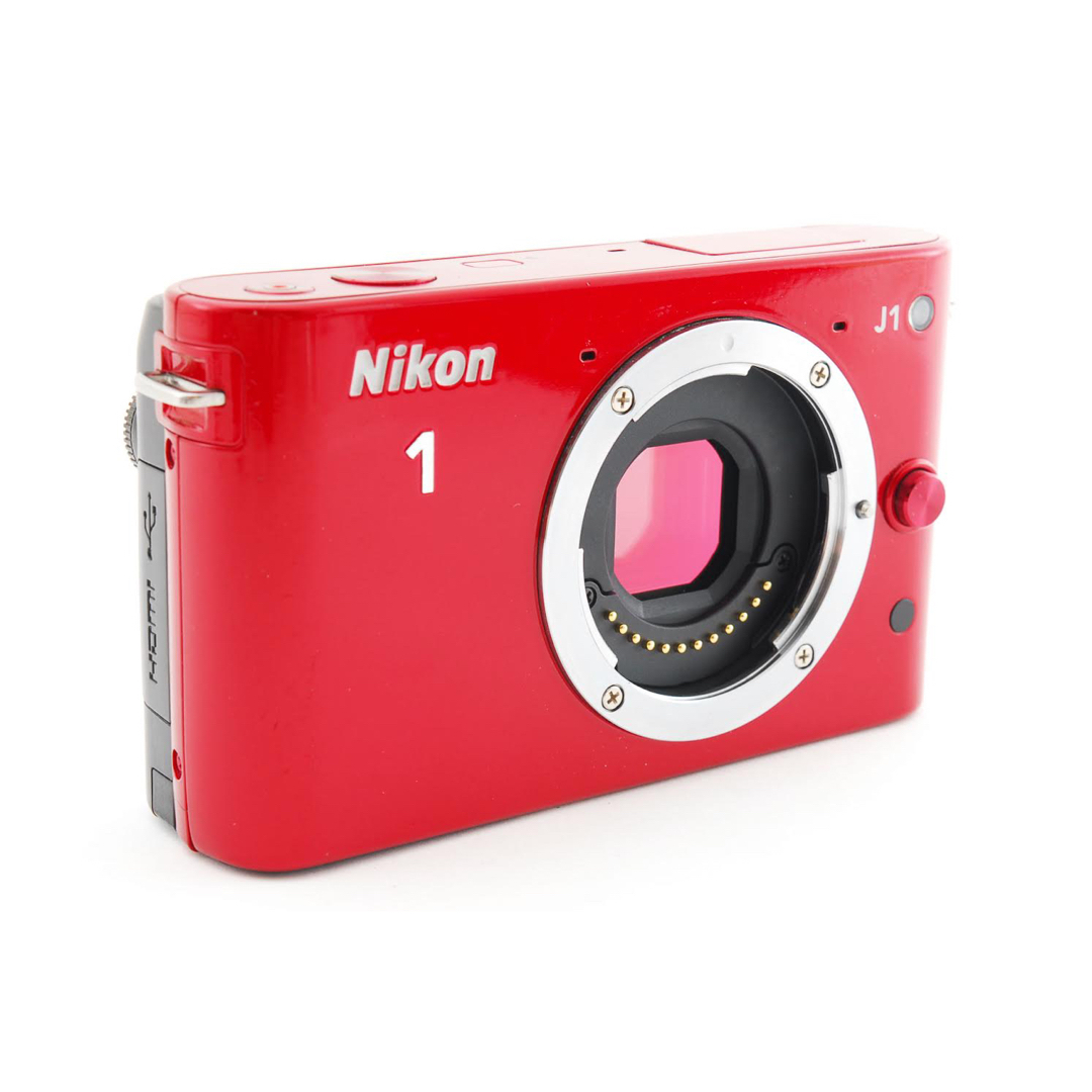 Nikon(ニコン)のNikon 1 J1  ボディセット　レッド スマホ/家電/カメラのカメラ(ミラーレス一眼)の商品写真