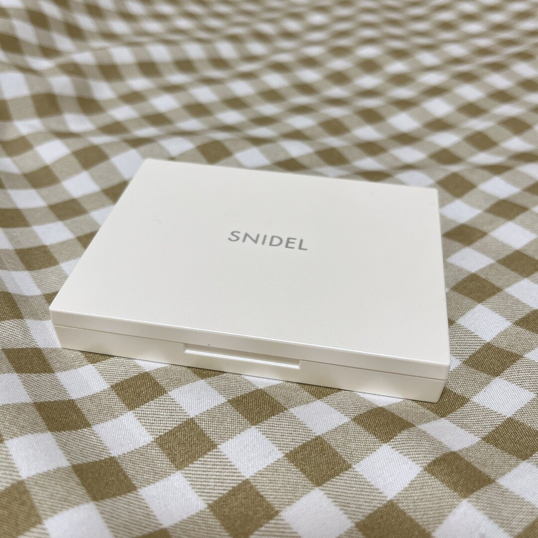 SNIDEL(スナイデル)のsnidel アイデザイナー 09 コスメ/美容のベースメイク/化粧品(アイシャドウ)の商品写真