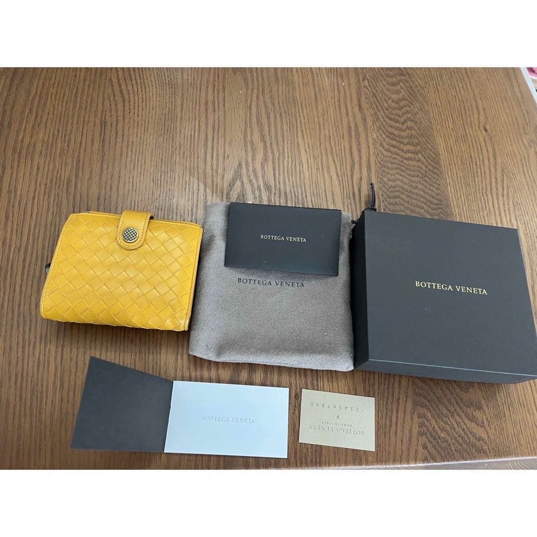 Bottega Veneta レディース　折り畳み財布