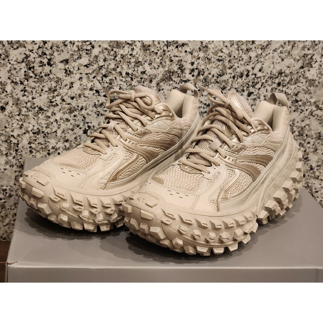 新品未使用】BALENCIAGA バレンシアガ defender スニーカー-