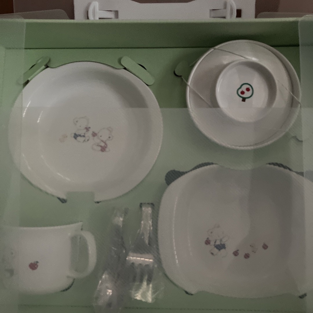 【新品未使用】familiar PET 食器セット B