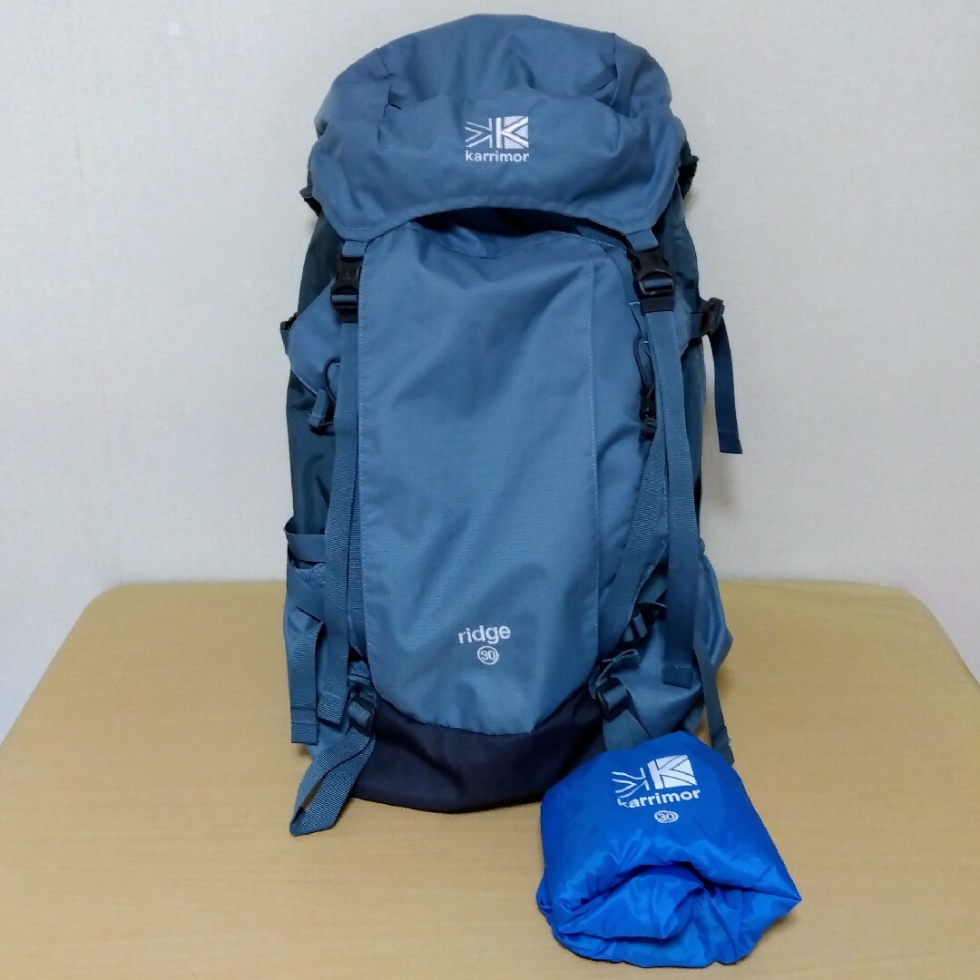 カリマーカリマー　リッジ　30L　small　カバー付き