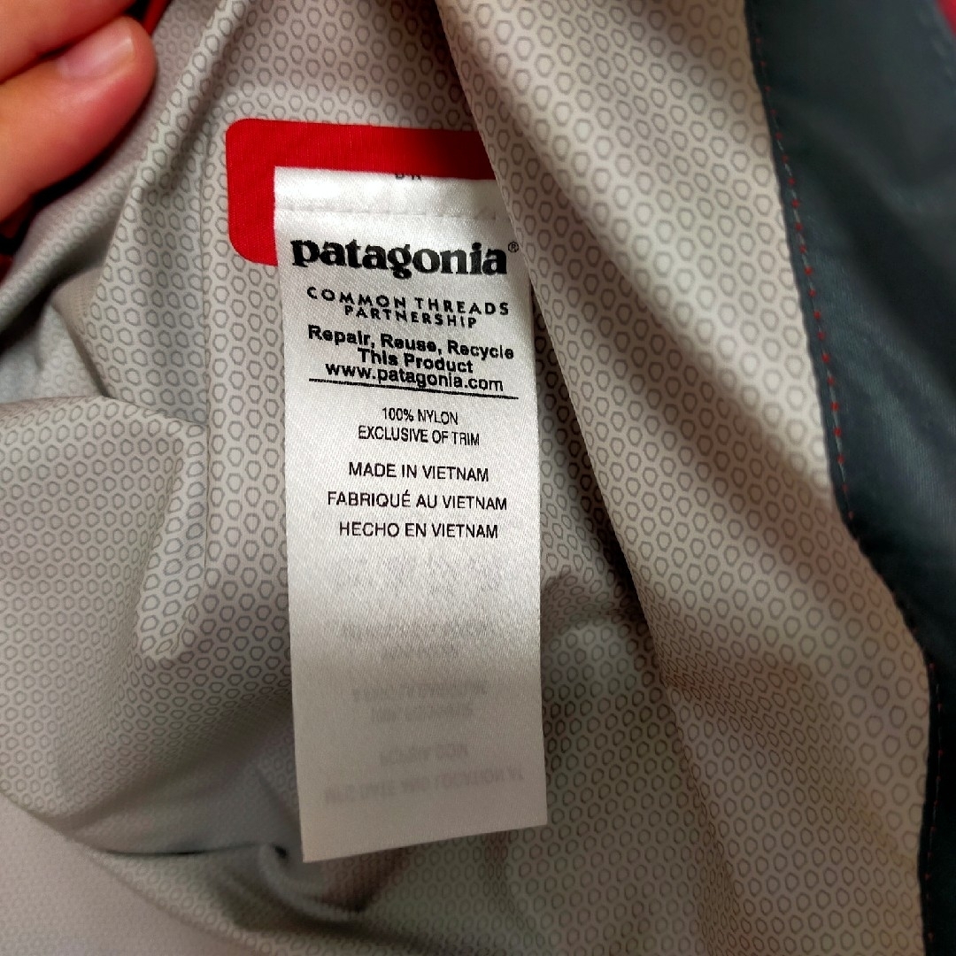 patagonia(パタゴニア)の【最終値下げ】Patagonia　パタゴニア　ナイロンジャケット メンズのジャケット/アウター(ダウンジャケット)の商品写真
