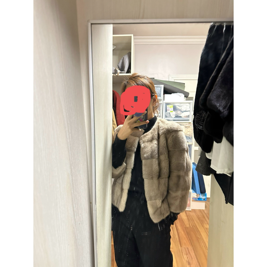 Max Mara(マックスマーラ)の90万超え2020年品　KOPENHAGEN 最高級　ミンクコート　原色 レディースのジャケット/アウター(毛皮/ファーコート)の商品写真