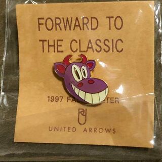 ユナイテッドアローズ(UNITED ARROWS)のユナイテッドアローズ ピンバッジ　非売品　干支　ピンズ　丑（牛）　1997年FW(ノベルティグッズ)