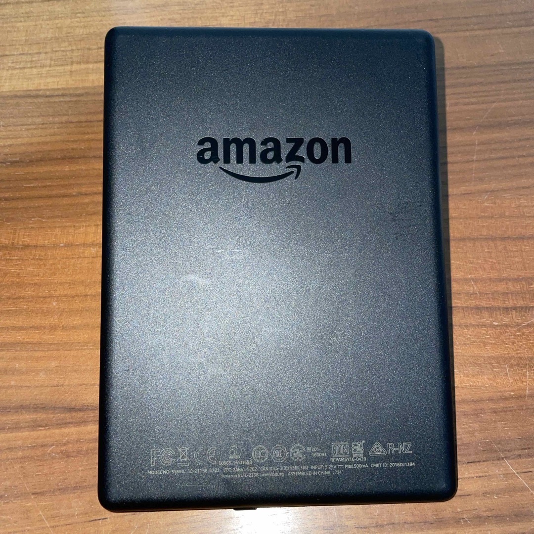 Amazon(アマゾン)のkindle スマホ/家電/カメラのPC/タブレット(電子ブックリーダー)の商品写真