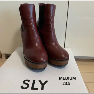 スライ(SLY)の【中古】SLY ショートブーツ　サイズM 23.5 ブラウン(ブーツ)