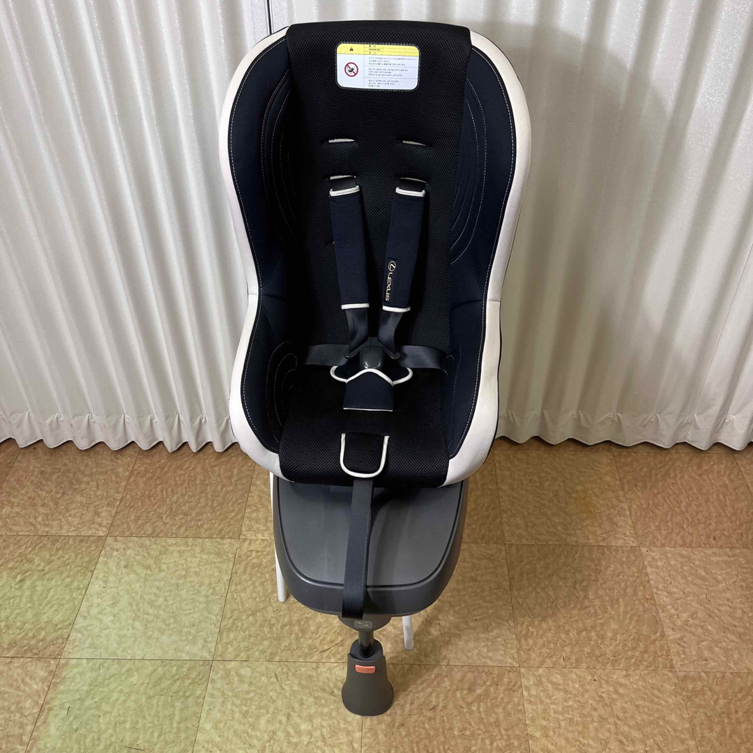 クリーニング済　☆綺麗☆　レクサス純正品　ISOFIX　チャイルドシート