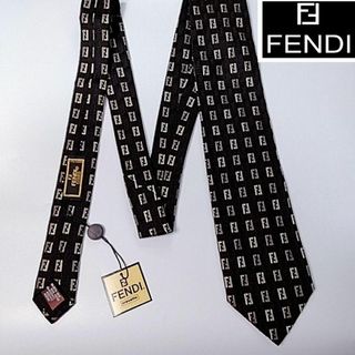 フェンディ(FENDI)の新品　超希少　タグ付き　フェンディ　ネクタイ　ブラック　ズッカ柄　シルク(ネクタイ)