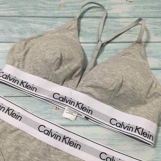 ck Calvin Klein - 新品 カルバンクライン レディース ブラ&Tバック ...