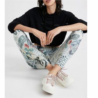 デシグアル(DESIGUAL)の新品✨タグ付き♪定価12,900円　デシグアル　スパッツ　レギンス　大特価‼️(レギンス/スパッツ)