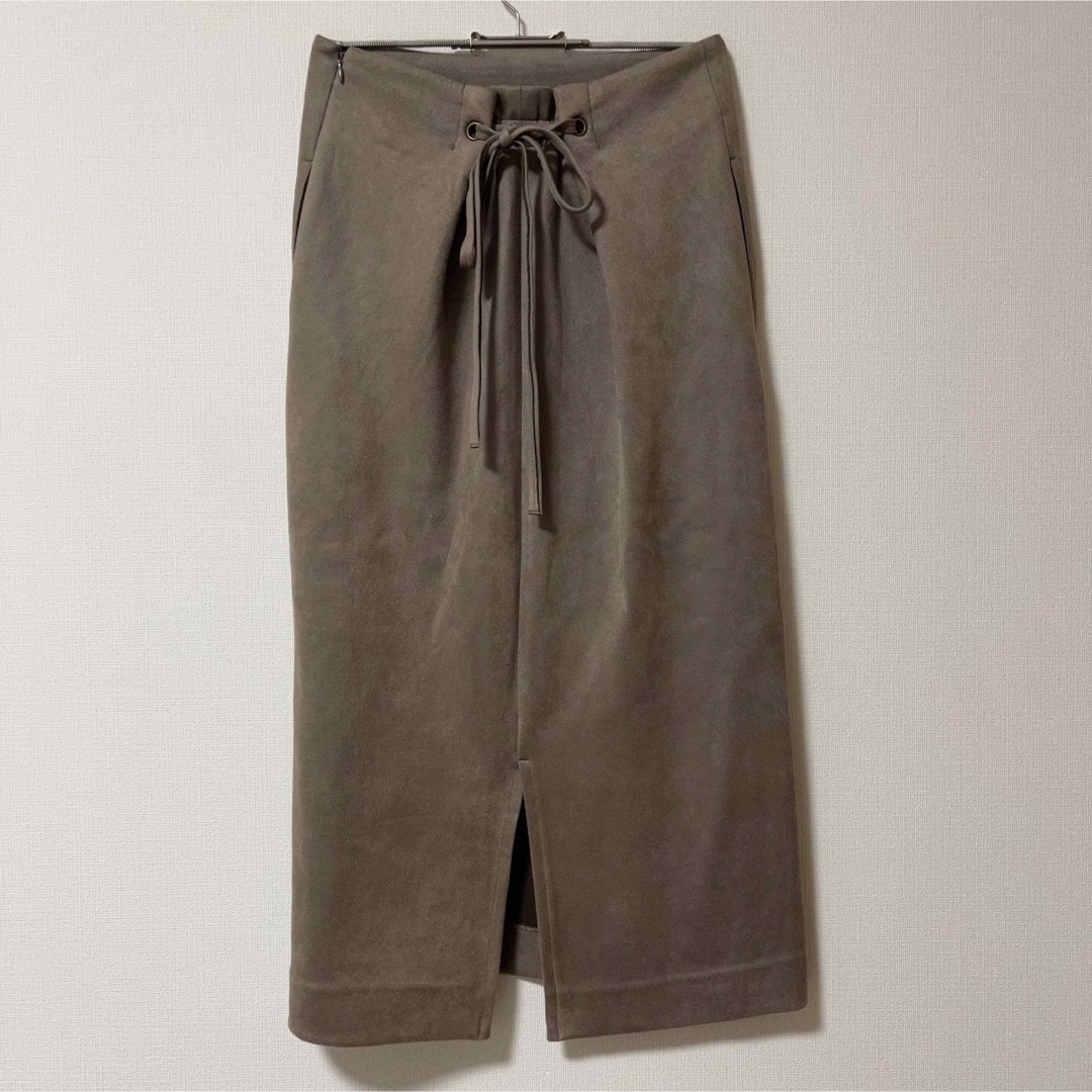 Couture Brooch(クチュールブローチ)のCouture Brooch クチュールブローチ スウェードライクスカート レディースのスカート(ロングスカート)の商品写真