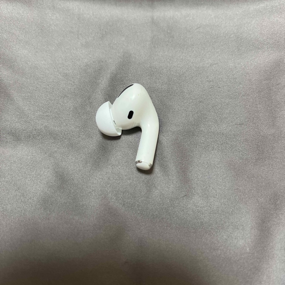 正規品 AirPods pro エアーポッズプロ 右耳 A2083