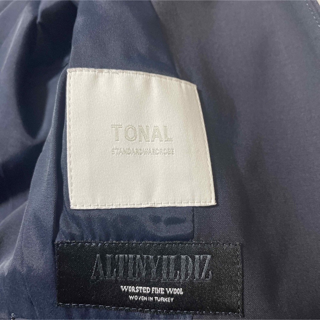 TONAL(トーナル)のTONAL トーナル　レディース　ノーカラー　ジャケット　38サイズ レディースのジャケット/アウター(ノーカラージャケット)の商品写真