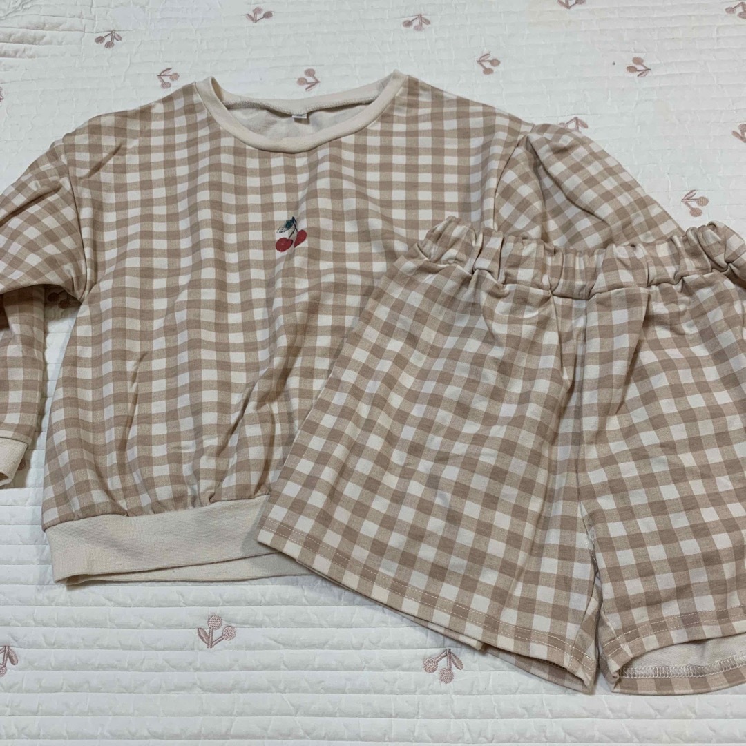 さくらんぼ　セットアップ　チェック柄　くすみカラー　オレンジ　110 キッズ/ベビー/マタニティのキッズ服女の子用(90cm~)(その他)の商品写真