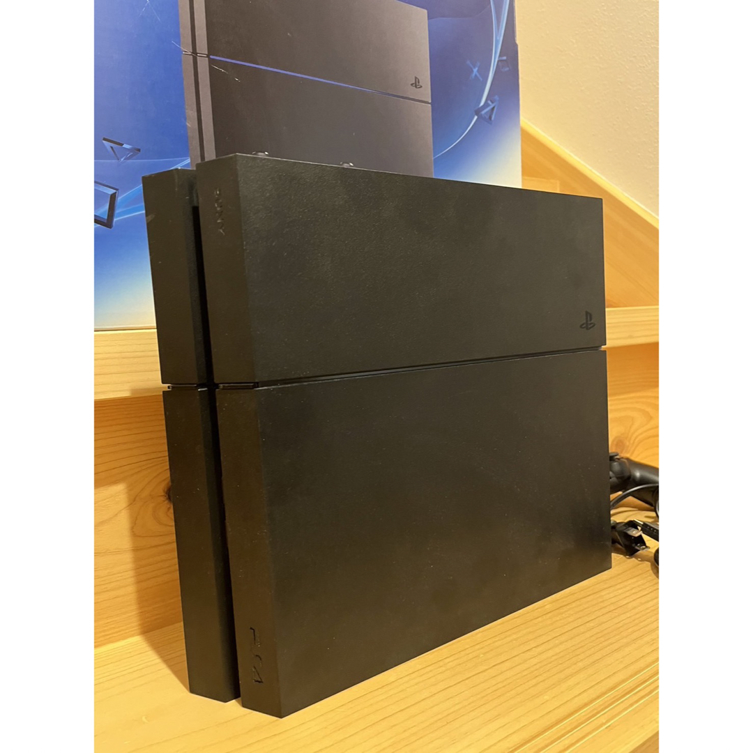 PlayStation4(プレイステーション4)のプレステPlayStation4 PS4  CUH1200A B01 500GB エンタメ/ホビーのゲームソフト/ゲーム機本体(家庭用ゲーム機本体)の商品写真