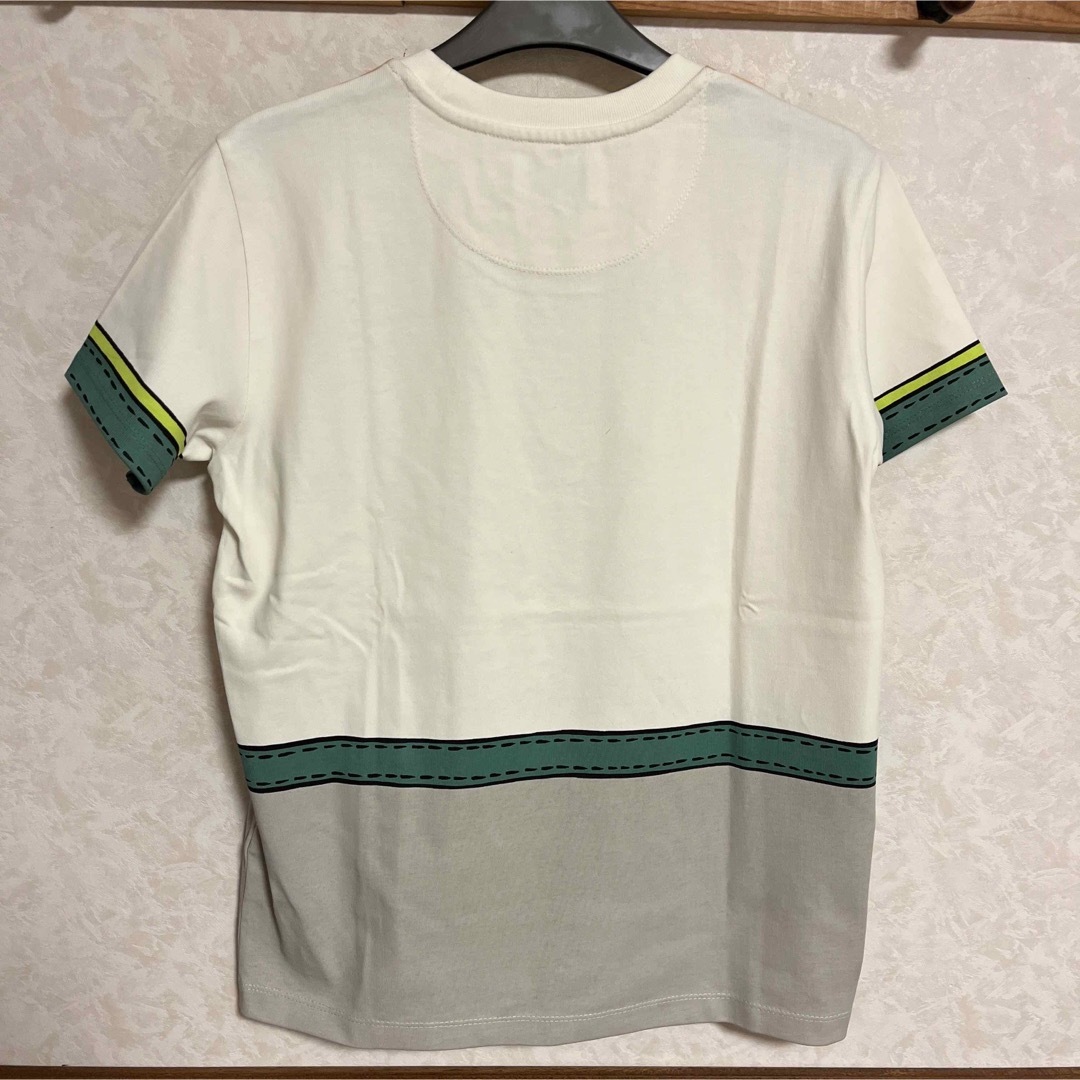 COACH(コーチ)のCOACH コーチ　新品　未使用品　レディースTシャツ レディースのトップス(Tシャツ(半袖/袖なし))の商品写真