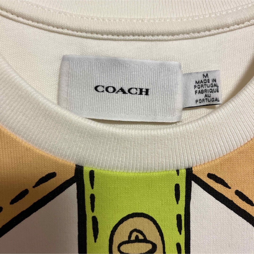 COACH(コーチ)のCOACH コーチ　新品　未使用品　レディースTシャツ レディースのトップス(Tシャツ(半袖/袖なし))の商品写真