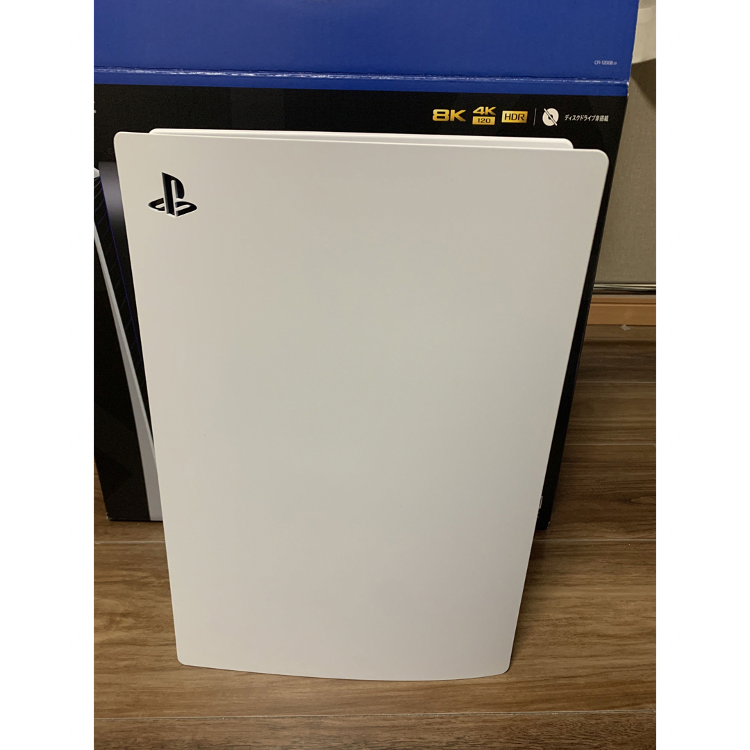 Plantation(プランテーション)のSONY PlayStation5 CFI-1200B01 エンタメ/ホビーのゲームソフト/ゲーム機本体(家庭用ゲーム機本体)の商品写真