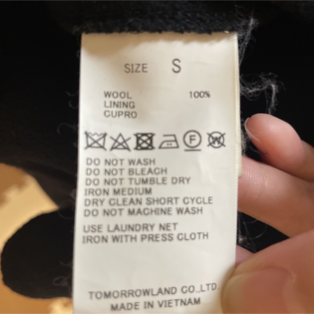 TOMORROWLAND(トゥモローランド)の着用数回　トゥモローランド　コート メンズのジャケット/アウター(チェスターコート)の商品写真