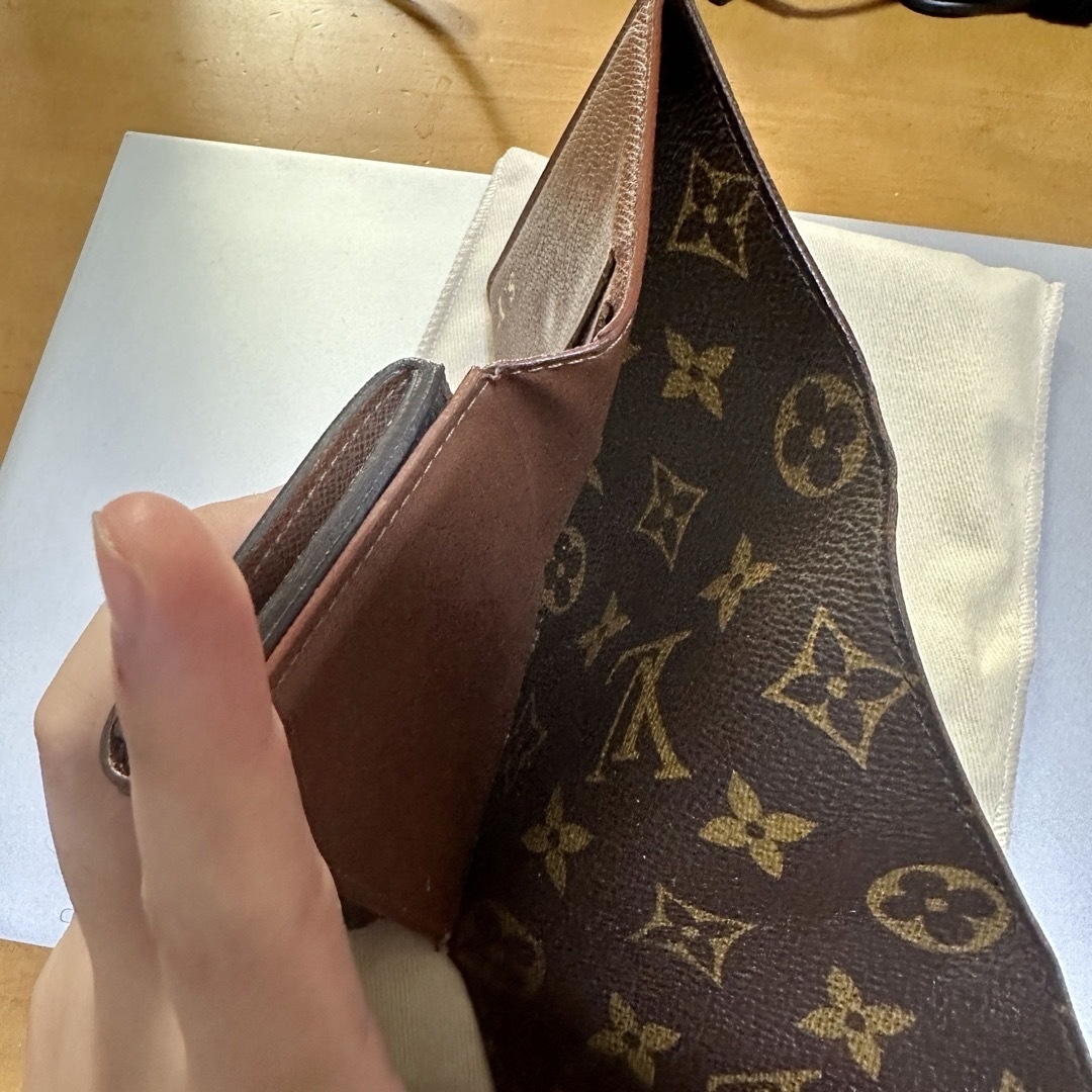 ✨LOUIS VUITTON✨三つ折りモノグラム✨ユニセックス使用✨