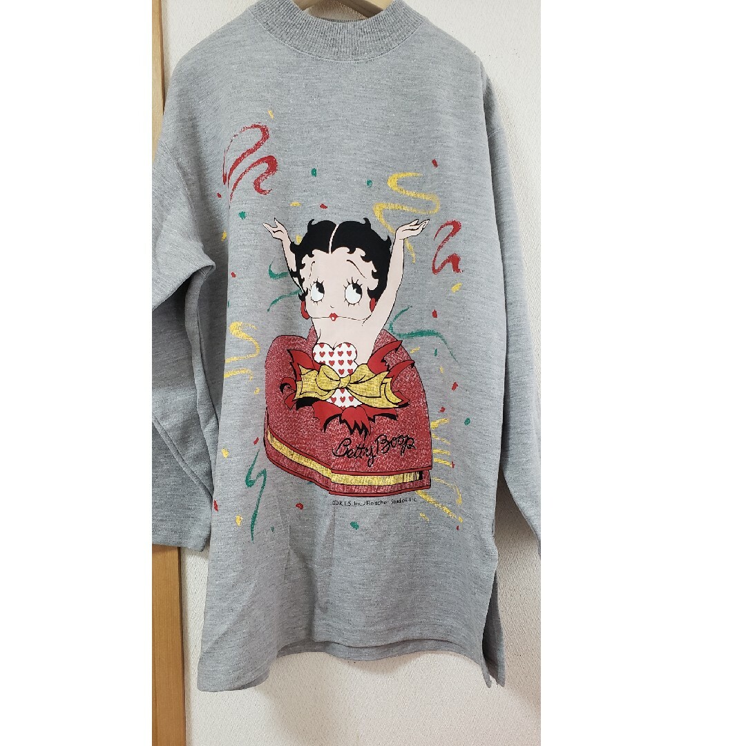 ベティちゃん　BETTY BOOP トレーナー レディースのトップス(トレーナー/スウェット)の商品写真