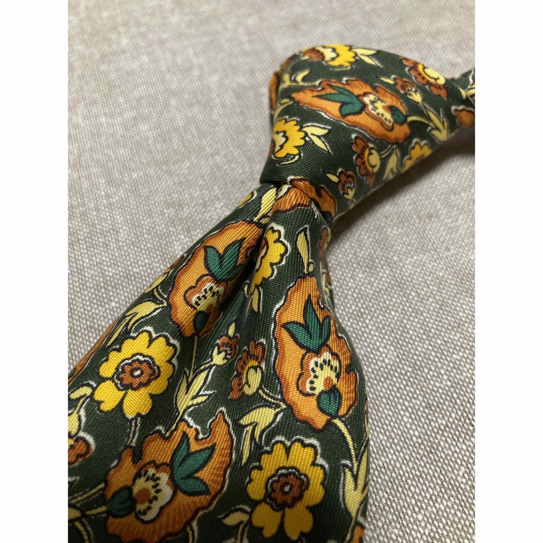 KENZO(ケンゾー)の【美品】KENZO／ネクタイ／花柄／イタリア製 メンズのファッション小物(ネクタイ)の商品写真