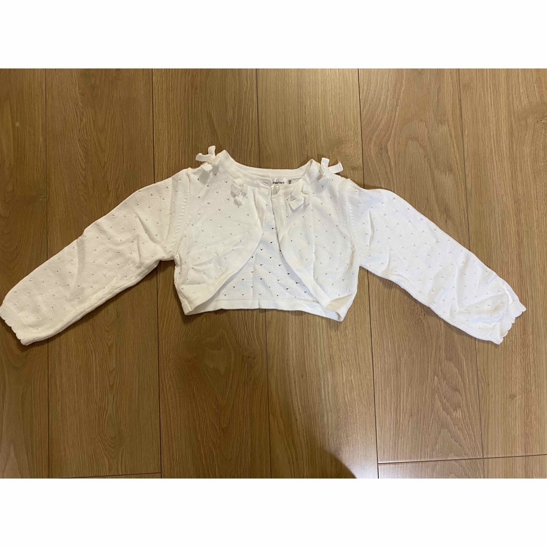 BeBe(ベベ)のべべ　ボレロ キッズ/ベビー/マタニティのキッズ服女の子用(90cm~)(カーディガン)の商品写真