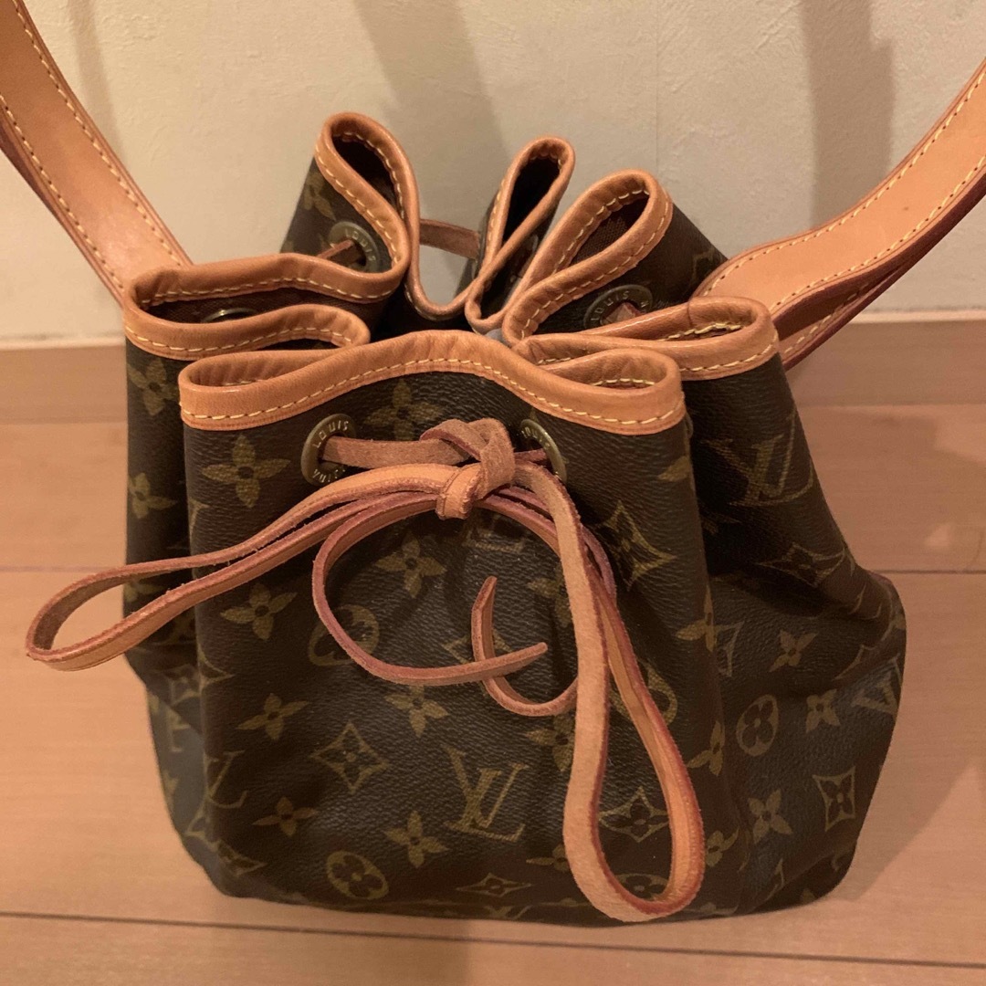 LOUIS VUITTON モノグラム　プチノエ　M42226 巾着バッグ