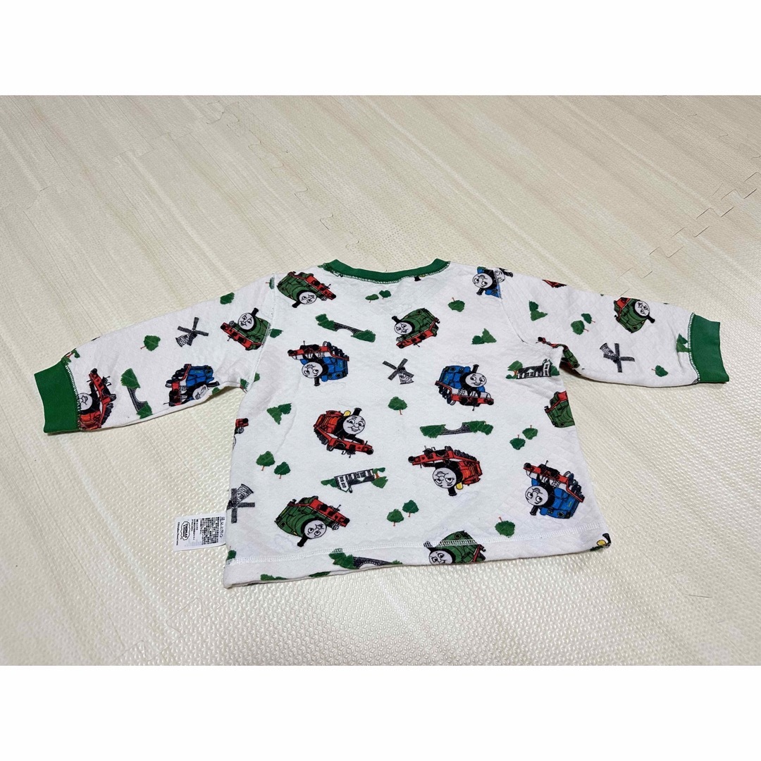 UNIQLO(ユニクロ)のユニクロ　キルトパジャマ　トーマス　100 キッズ/ベビー/マタニティのキッズ服男の子用(90cm~)(パジャマ)の商品写真