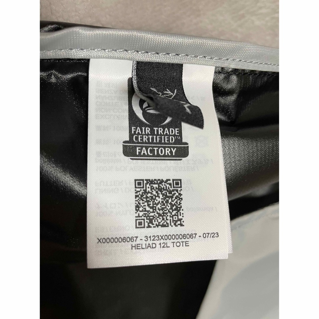 アークテリクス ARC'TERYX ヒリアドHeliad 12Lブラック トート