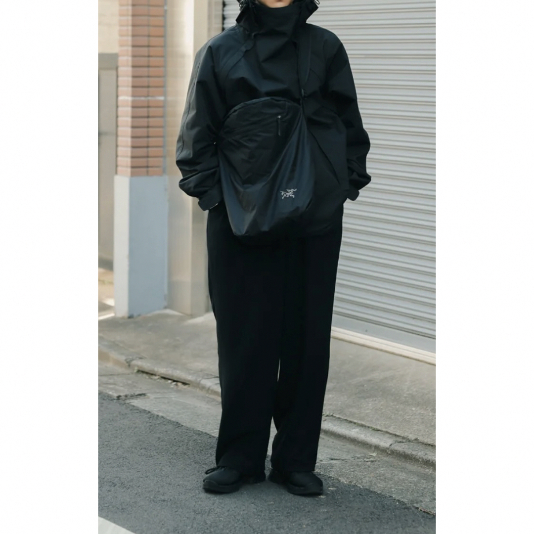 アークテリクス ARC'TERYX ヒリアドHeliad 12Lブラック トート