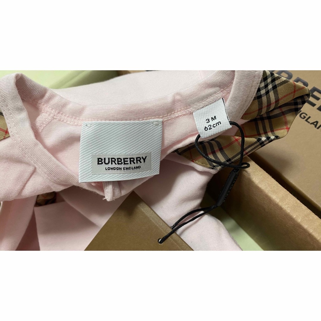 BURBERRY(バーバリー)のBURBERRYチェックトリムコットンスリーピース ベイビー 新品 キッズ/ベビー/マタニティのベビー服(~85cm)(ロンパース)の商品写真