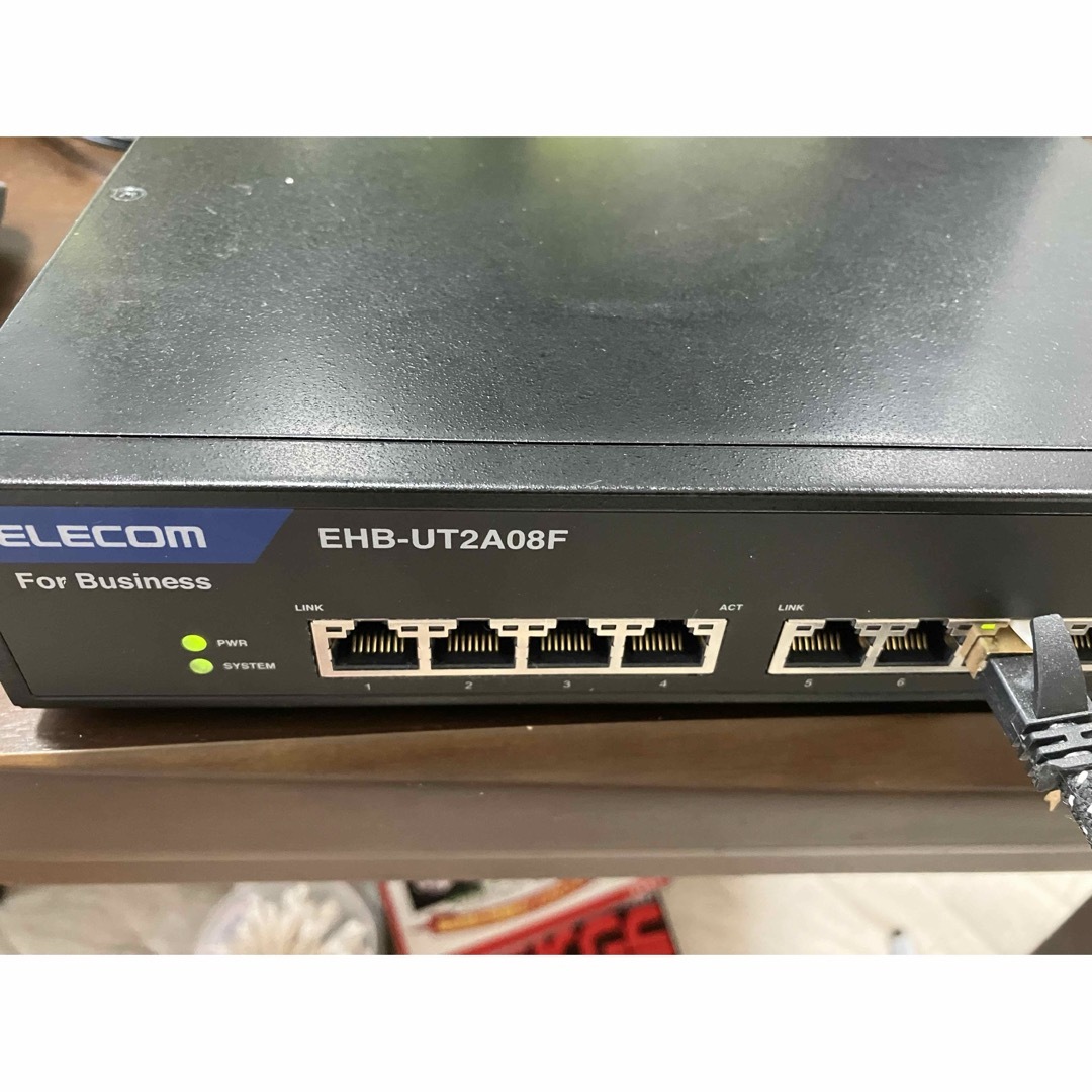 残り1台 全8ポート10GB対応HUB EHB-UT2A08F 32.6W