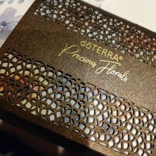 ドテラ(doTERRA)のドテラプレシャスフローラルコレクション(アロマオイル)