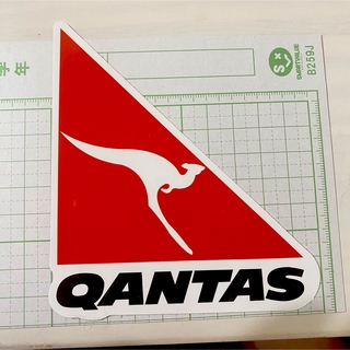 エーエヌエー(ゼンニッポンクウユ)(ANA(全日本空輸))の旅行ステッカー(防水加工)　カンタス航空　オーストラリア　QANTAS(航空機)