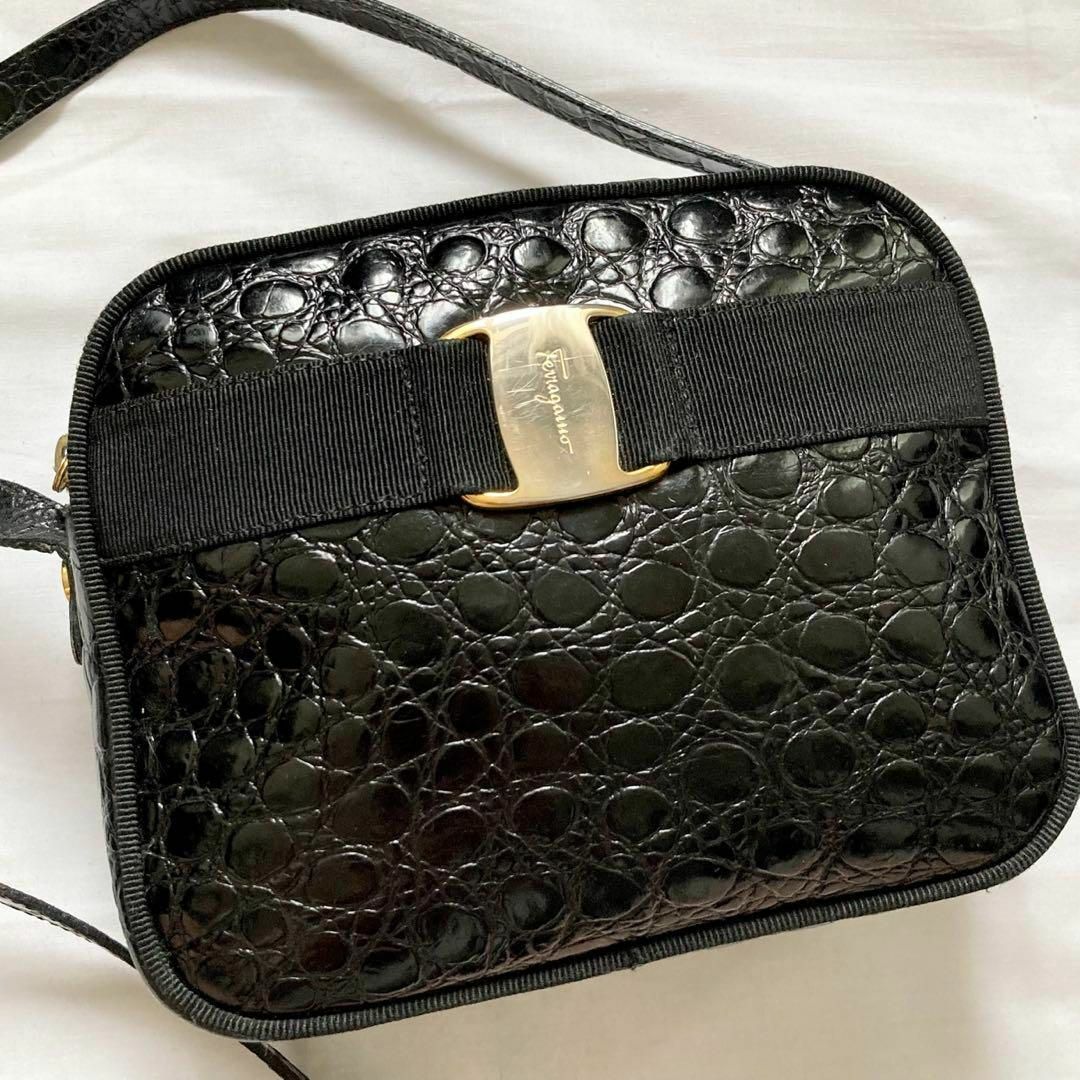 ✨美品✨Salvatore Ferragamo ショルダーバッグ 黒 クロコ - www ...